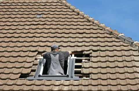 Pose de velux - Condé-Folie